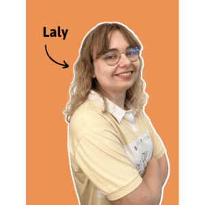 Laly – assistante communication Portrait de Laly, assistante communication